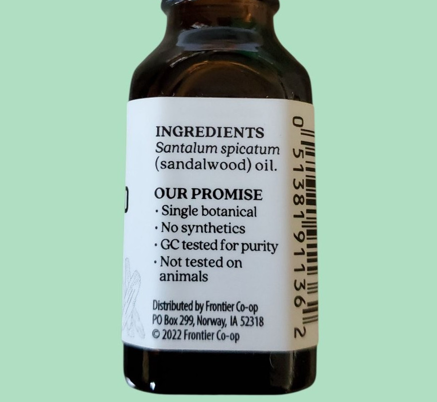 100% Pure Sandalwood Centering Essential Oil Aura Cacia 0.5 oz (15mL)