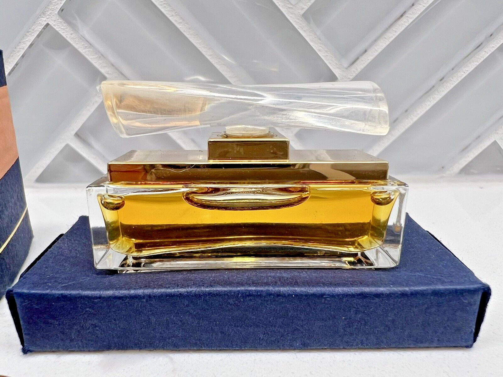 Catherine DENEUVE PURE PARFUM MINIATURE 1/8oz, 4ml – Rare, New In box