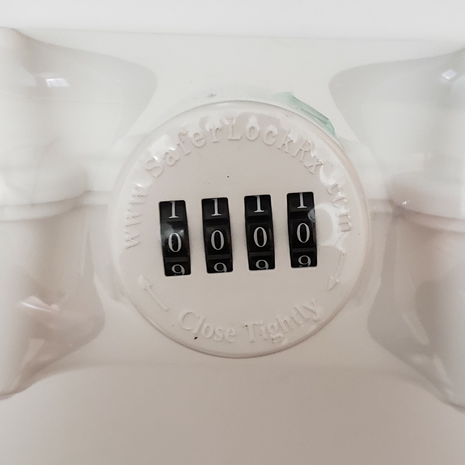 Safer Lock Box Keep Your Medicine Safe 4 Digit Combination Lock Cap *SEALED*