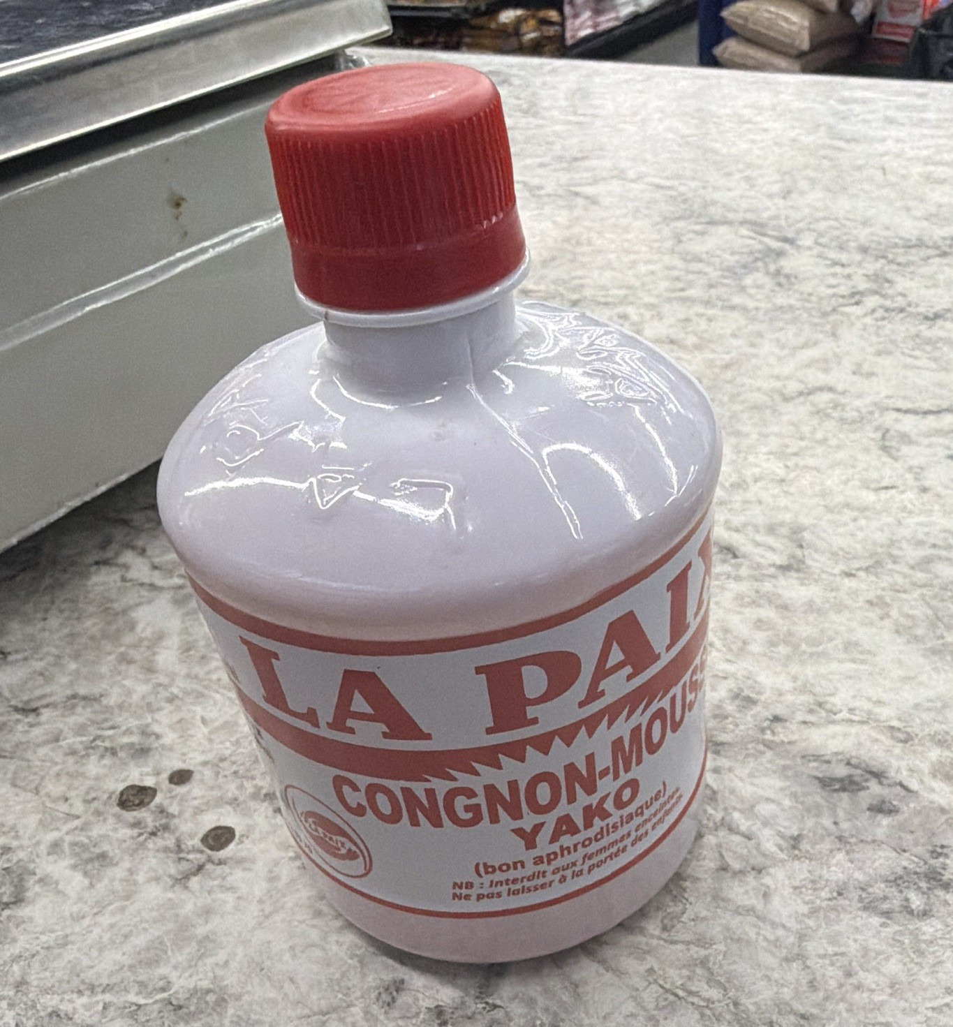 LA PAILLE Congnon-Moutoko Congnon-Moon Yako Liquid Drink Bottle