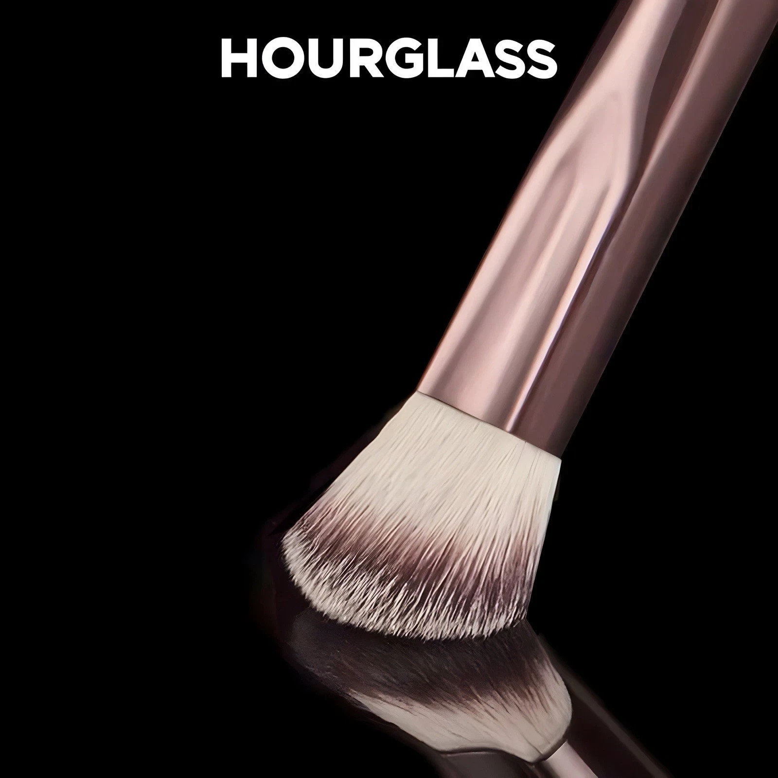 HOURGLASS Vanish Seamless Finish Foundation Brush Soft Glow NEW IN BOX