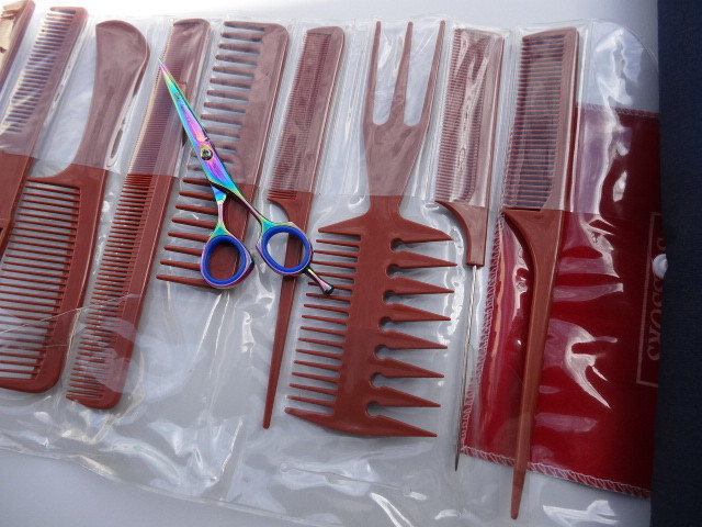 60 Days Warranty_5.5″ Hairdressing Hair Scissors/JapaneseSteel +10 pcs Comb Set
