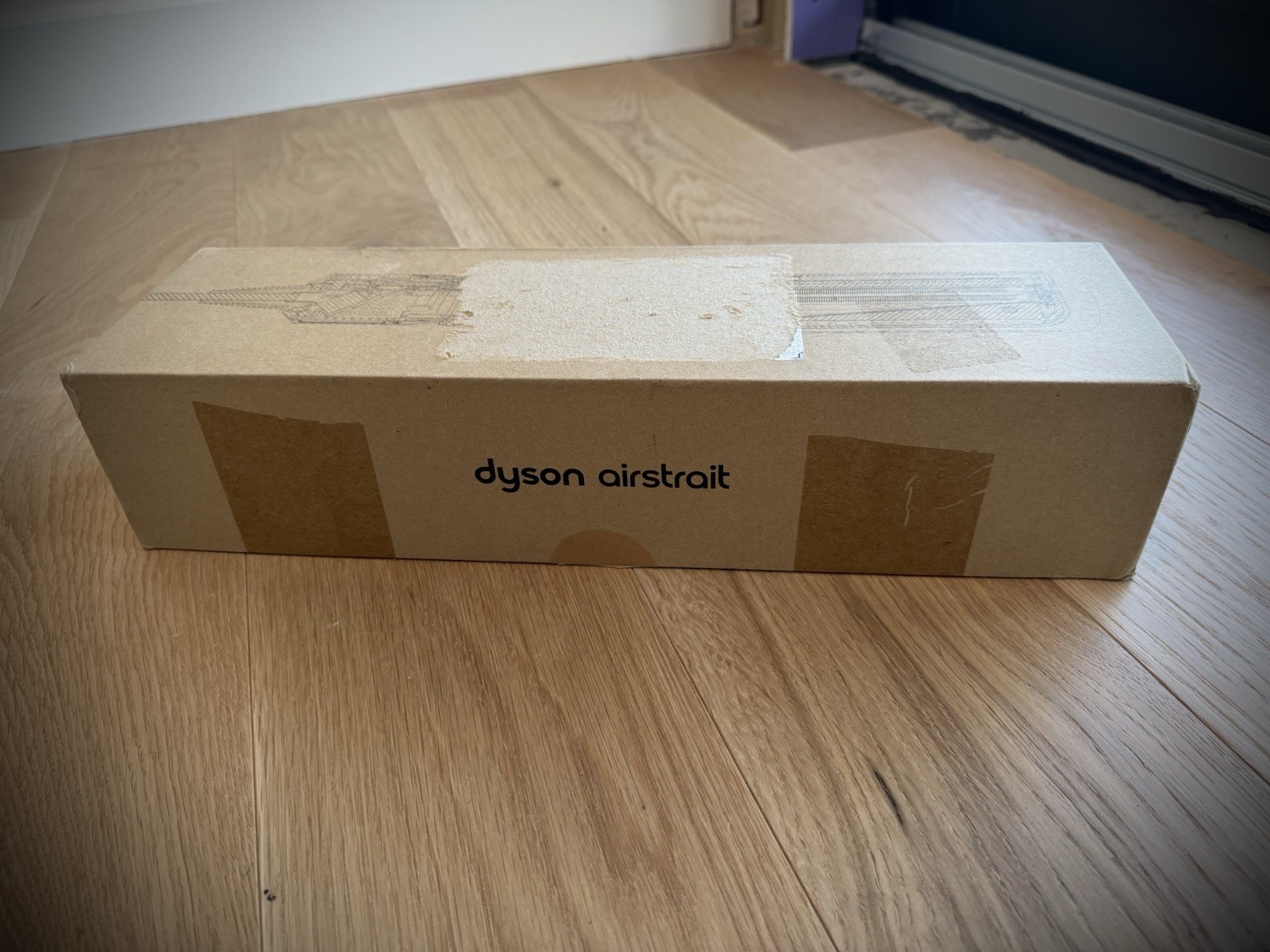 Dyson Airstrait HS06 Mint In Box