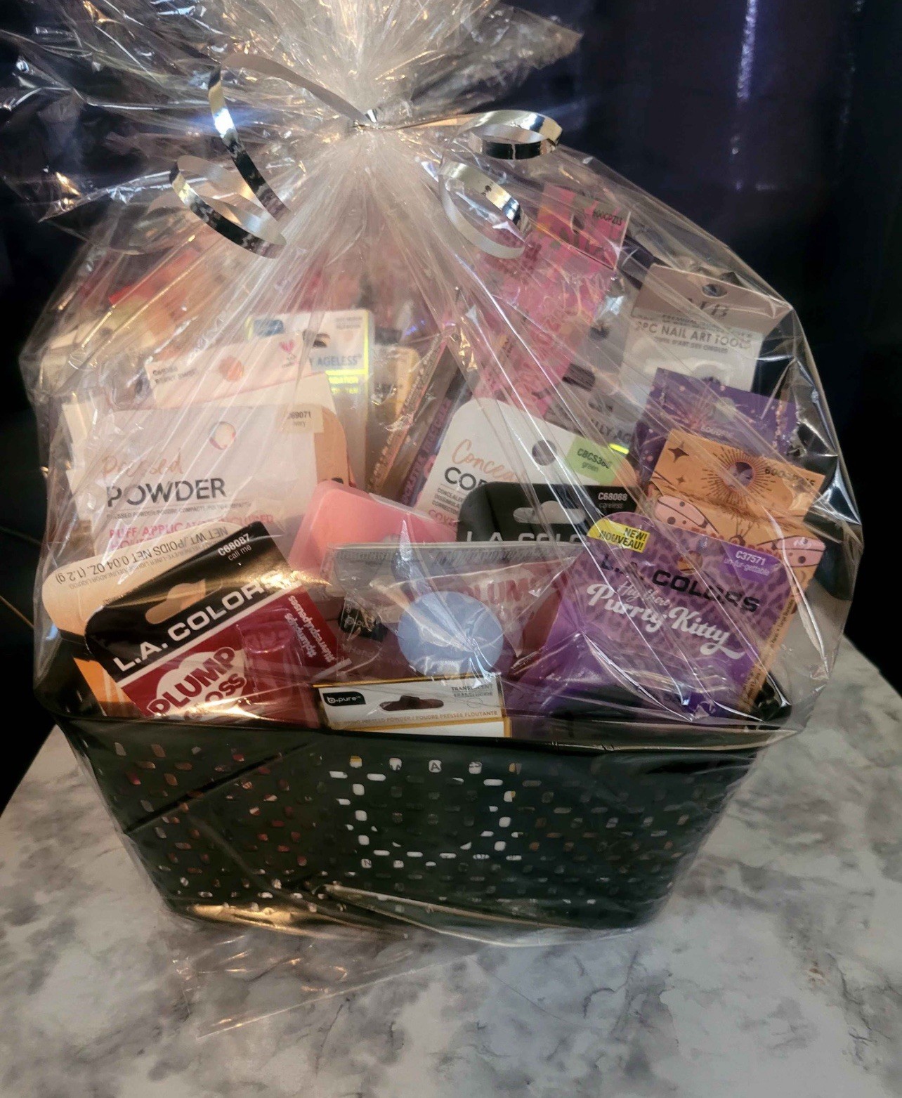 Assorted filled baskets w/ Skincare Makeup Gift Full Size Glitter +LA Colors