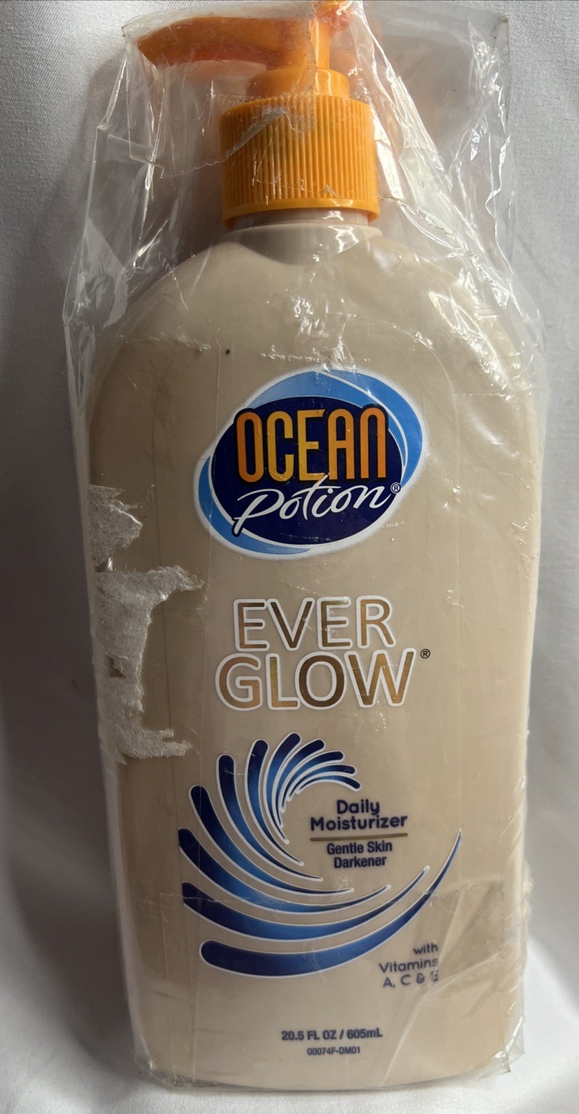 New Ocean Potion Ever Glow Daily Moisturizer Gentle Skin Darkener Discontinued