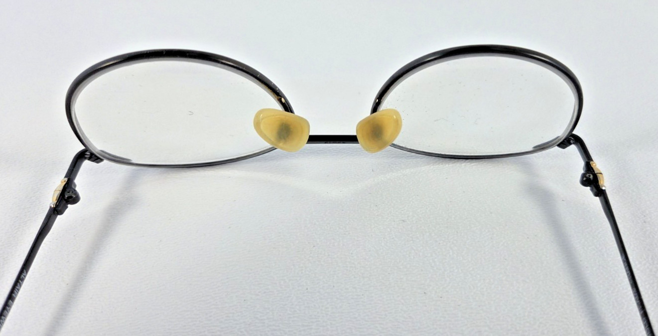 Altair France 520 Vtg Eyeglass Frames Black Gold Metal 51-19-140 Oval