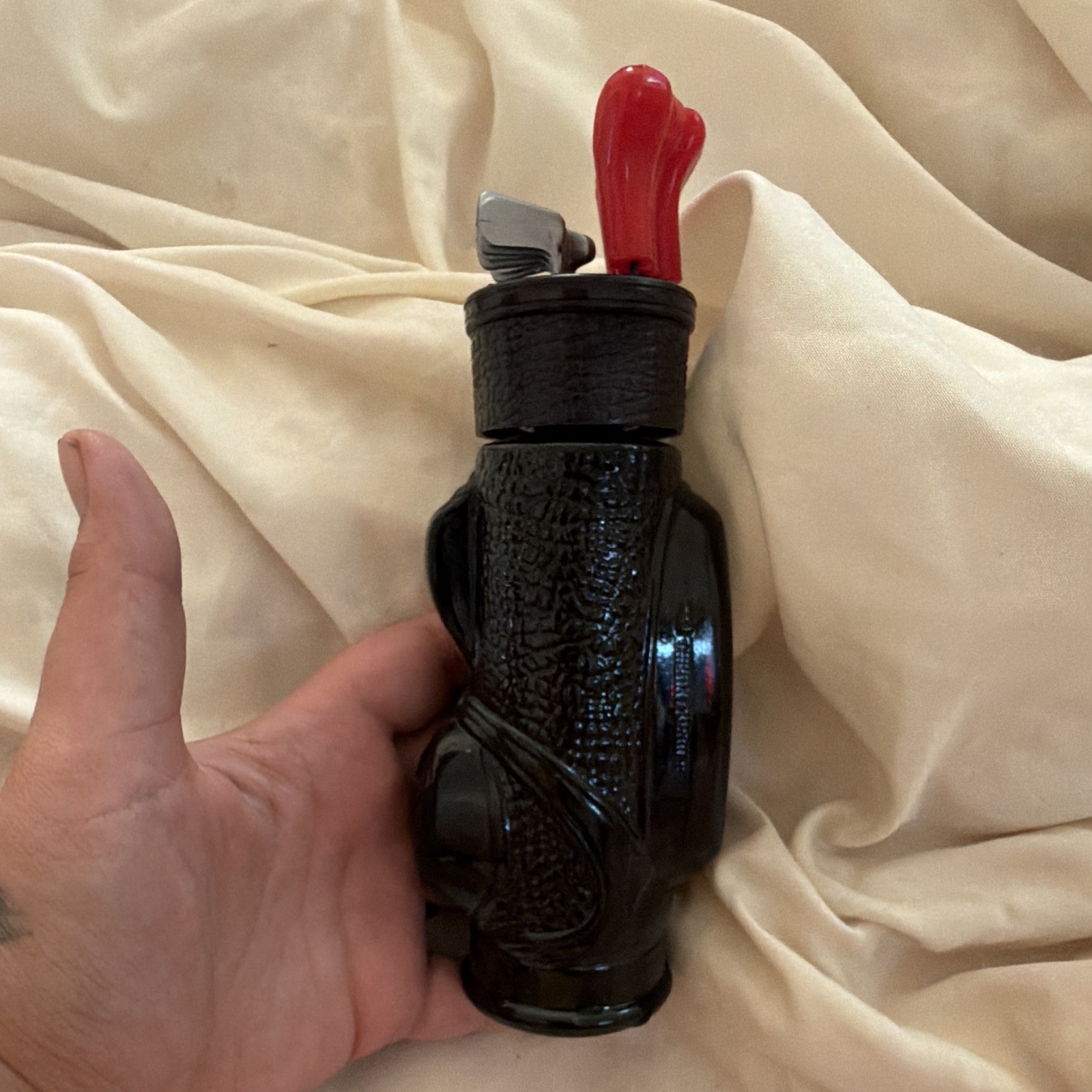Avon Wild Country Aftershave 5 fl oz Fluid, Decorative Bottle