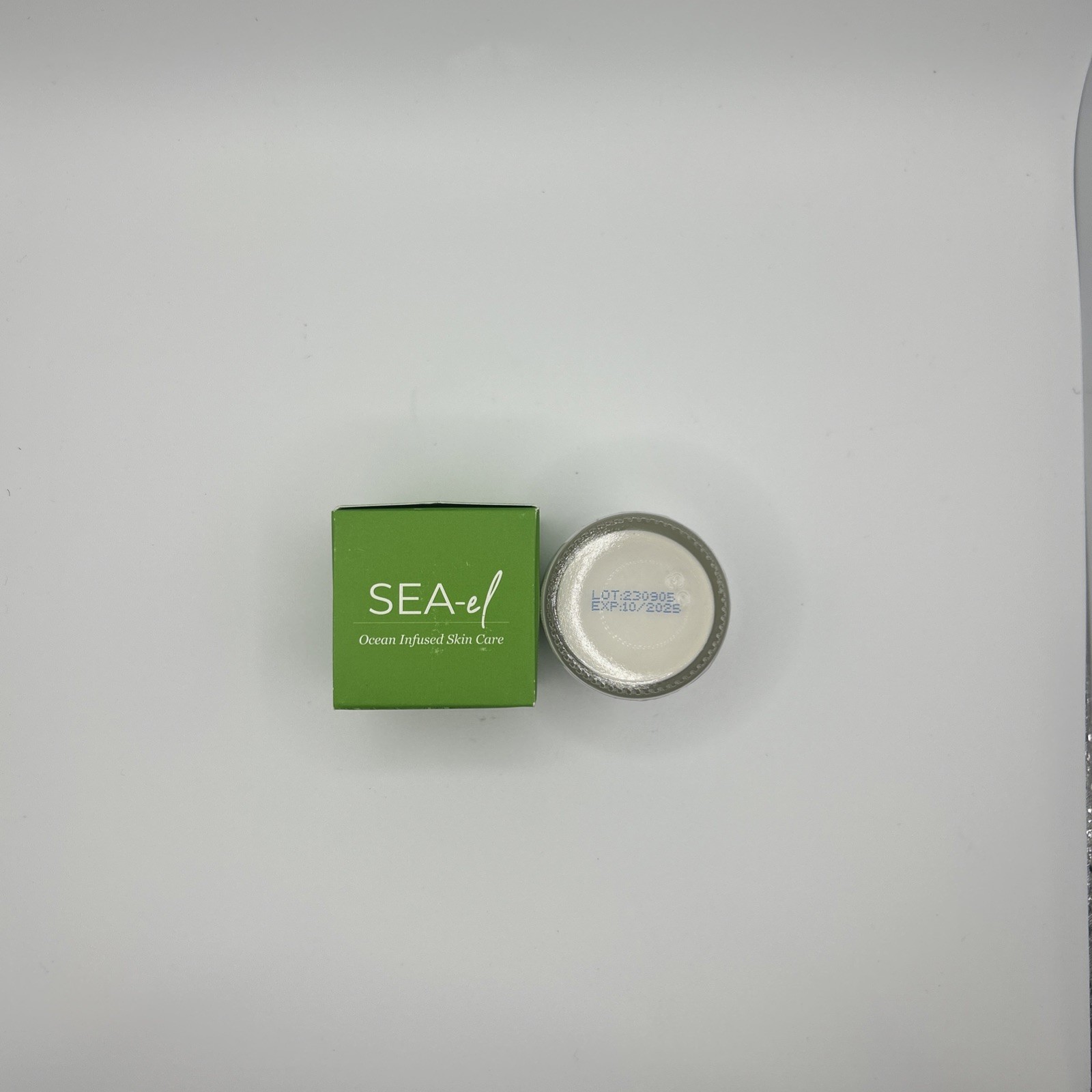 SEA-el Miracle Kelp Eye Cream. Hydrating & Correcting. 1oz. Sealed. EXP. 10/2025