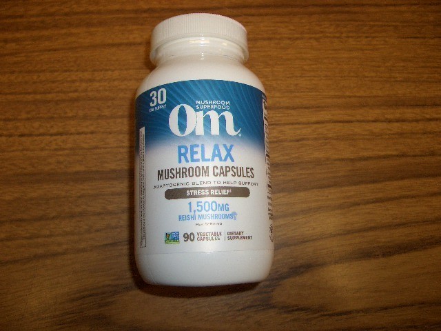 OM MUSHROOM SUPERFOOD Relax Mushroom Capsules, 90 Vegetable Capsules USB 4/2026