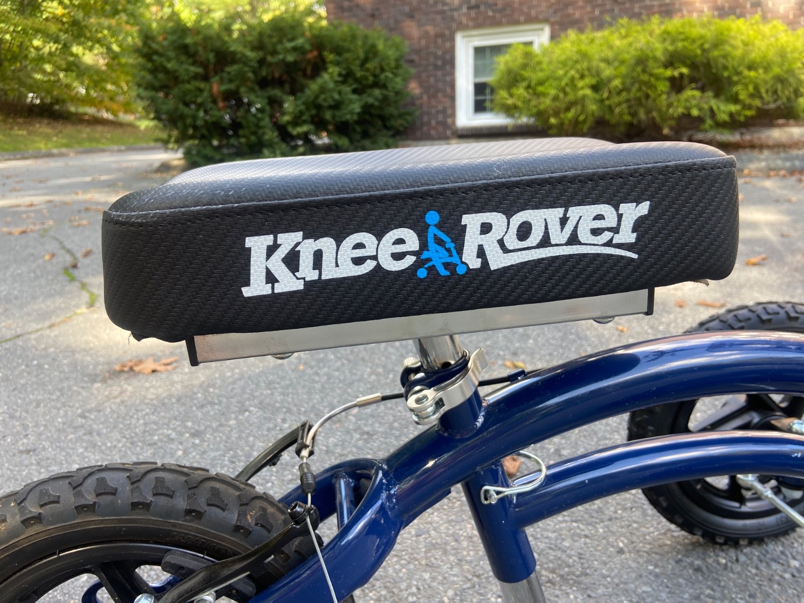 KneeRover ORIGINAL Steerable All Terrain Knee Scooter for Adults for Foot Surger