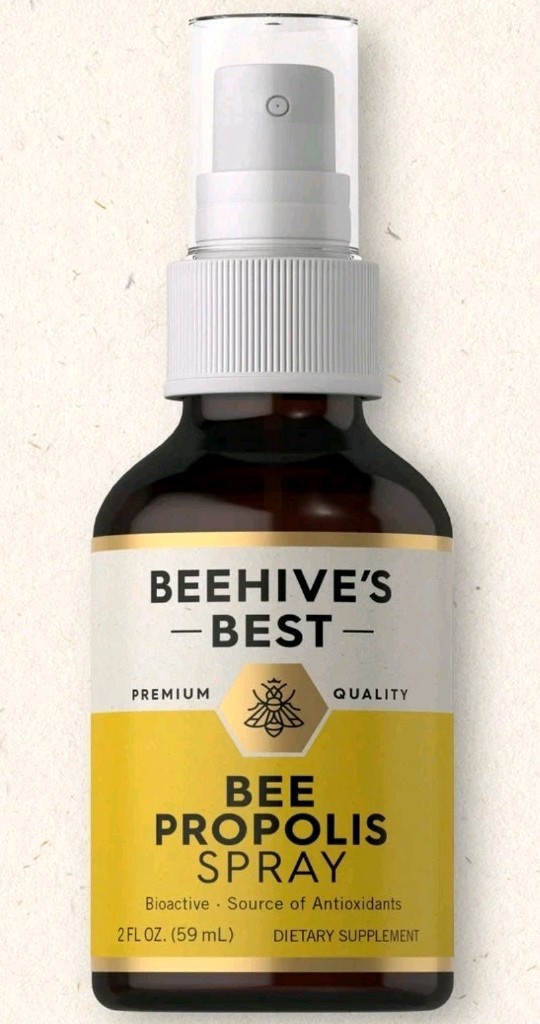 Bee Propolis Spray – 2 fl oz – Daily Throat Spray – Beehive’s Best by Carlyle