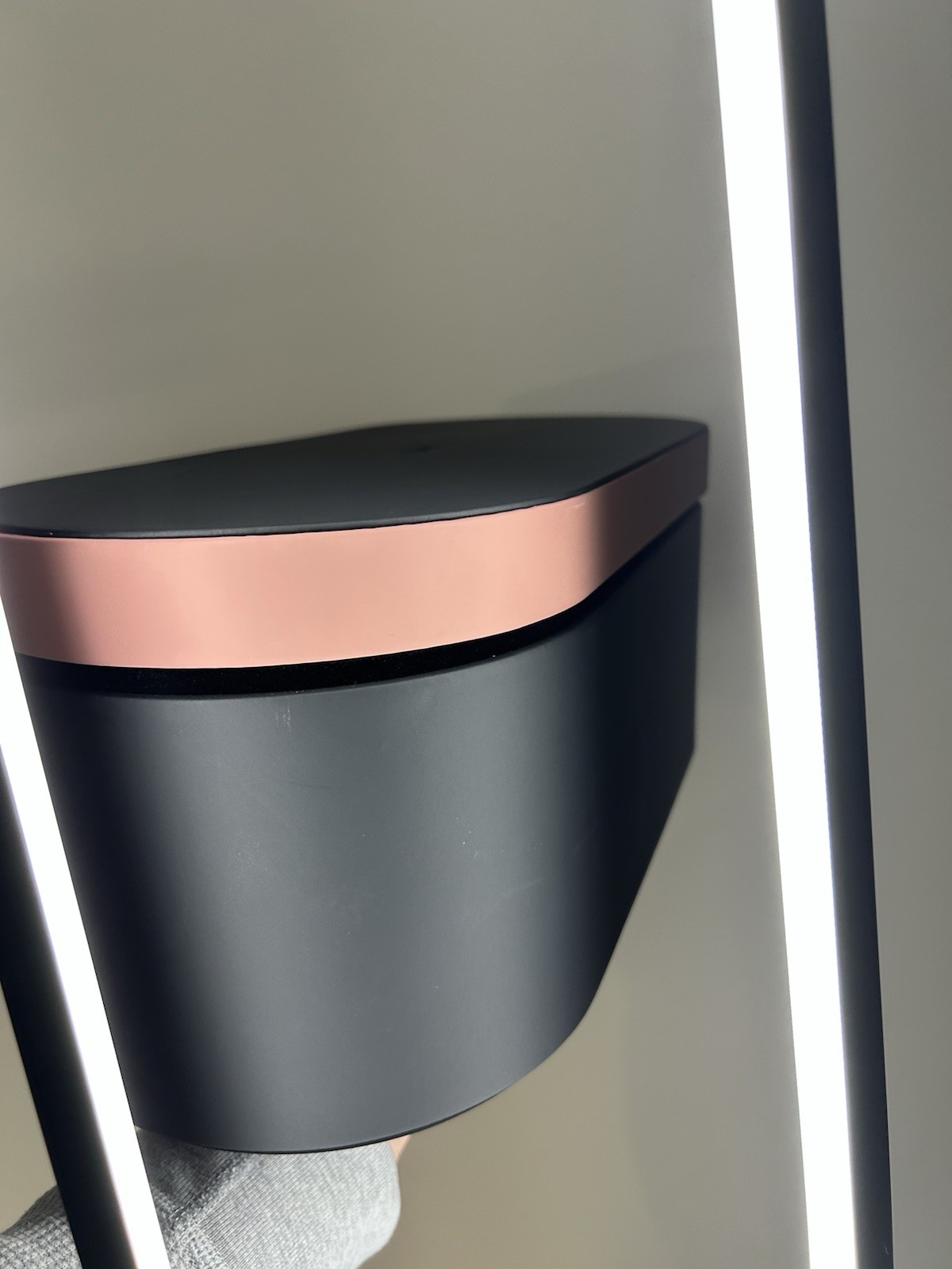 USED Dyson Airwrap Ceramic Pink / Rose Gold Straight + Wavy Air Wrap