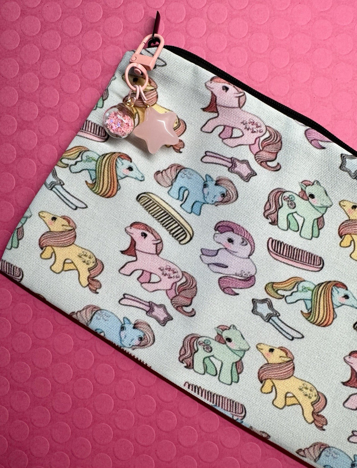 New Retro 80s Style My Little Pony Blue Makeup Tech Pencil Bag w/ Charm – 8.25”