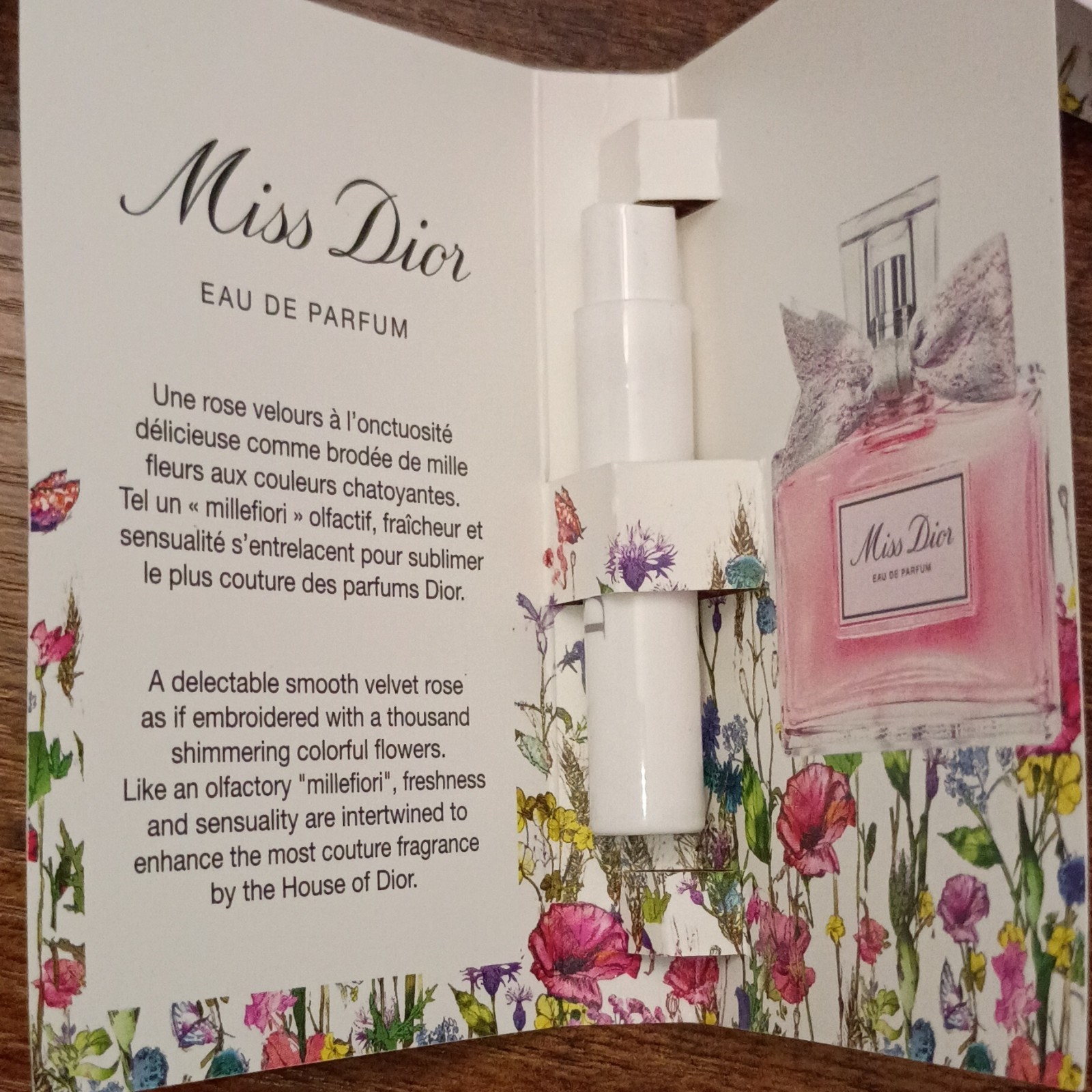 4pk Dior Miss Dior Eau de Parfum Spray Sample Size 1 ml / 0.03 fl oz