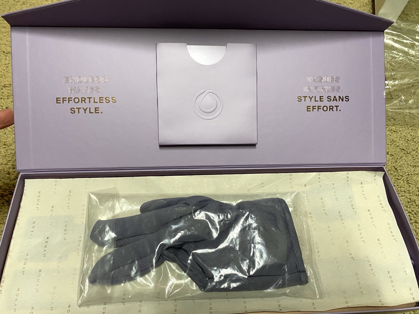 NEW IN BOX Monat 3 in 1 Curling Iron with BONUS Monat branded Silicone Sleeve