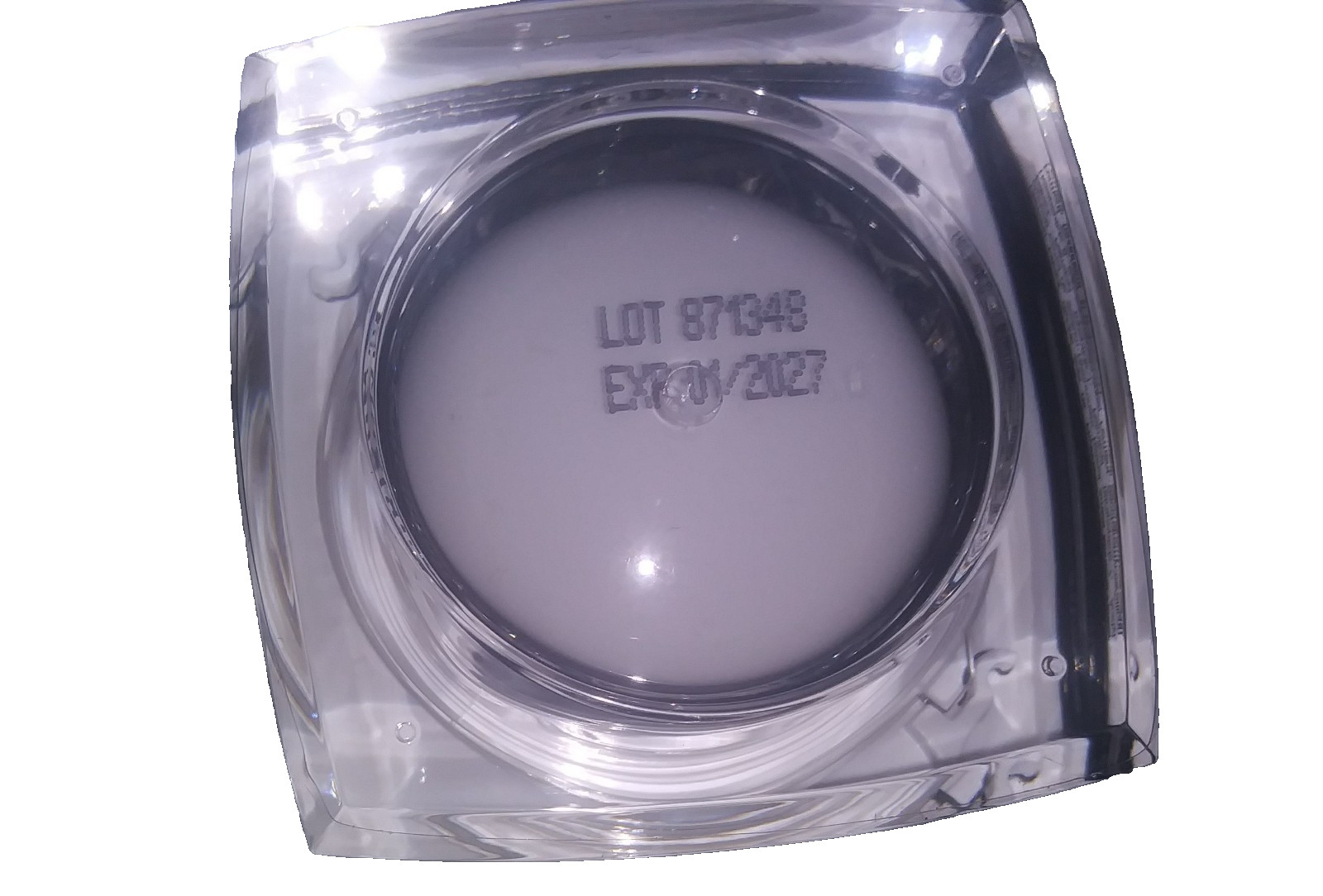 NourishMax Eye Cream Reduces Dark Circles Puffiness Diamond Extract Brightens