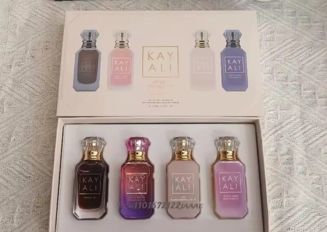 KAYALI Sweet Sensations Vanilla Mini Eau de Parfum Spray Gift Set 4 x 10ml