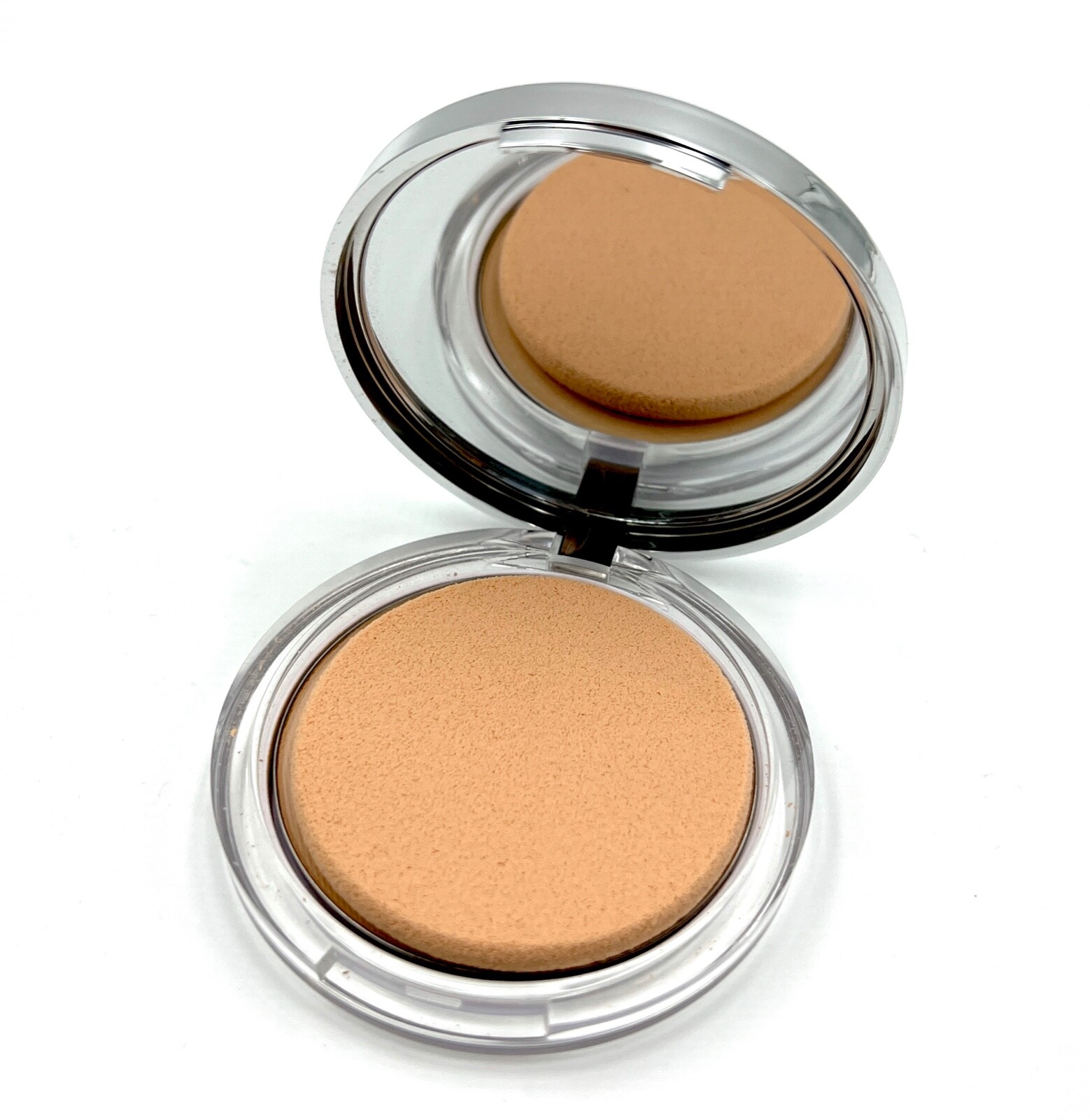 New in Box! Clinique Stay-Matte Sheer Pressed Powder Oil Free ~ 02 Stay Neutral
