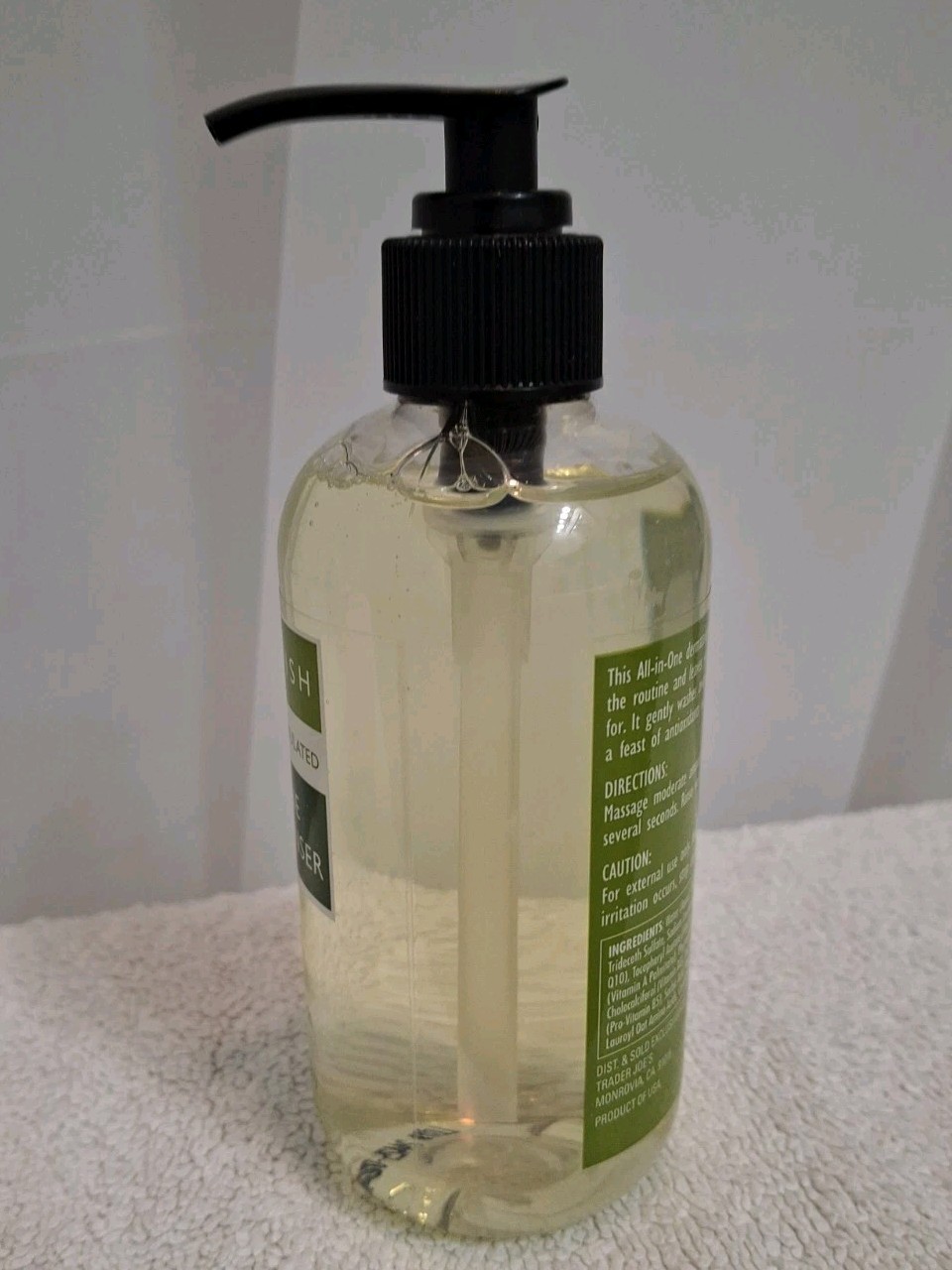 New Trader Joe’s Nourish All-In-One Facial Cleanser Fragrance Free 250mL/8.45 Oz