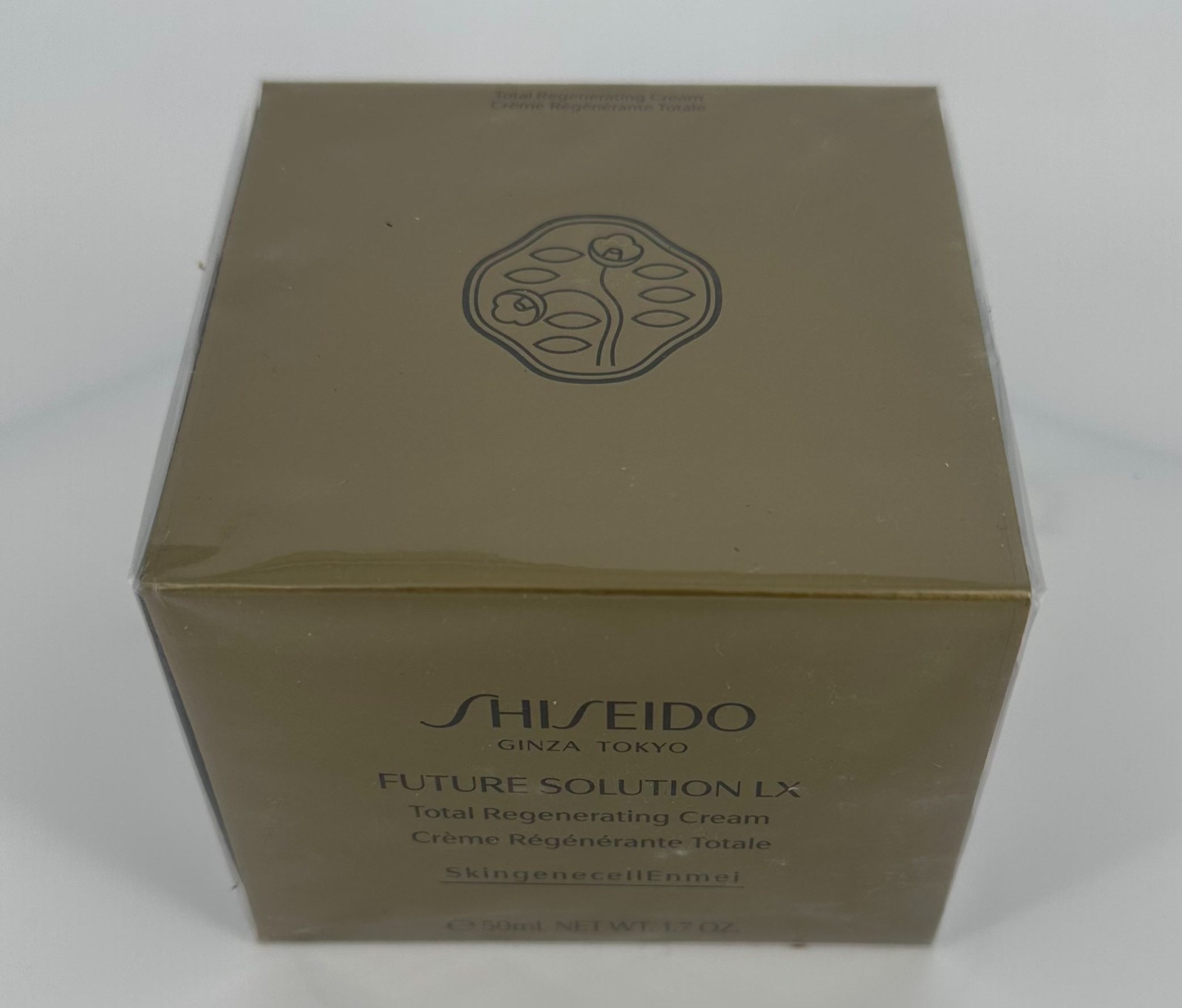 Shiseido Future Solution LX Total Regenerating Moisturizers & Creams 1.7oz/50 ml