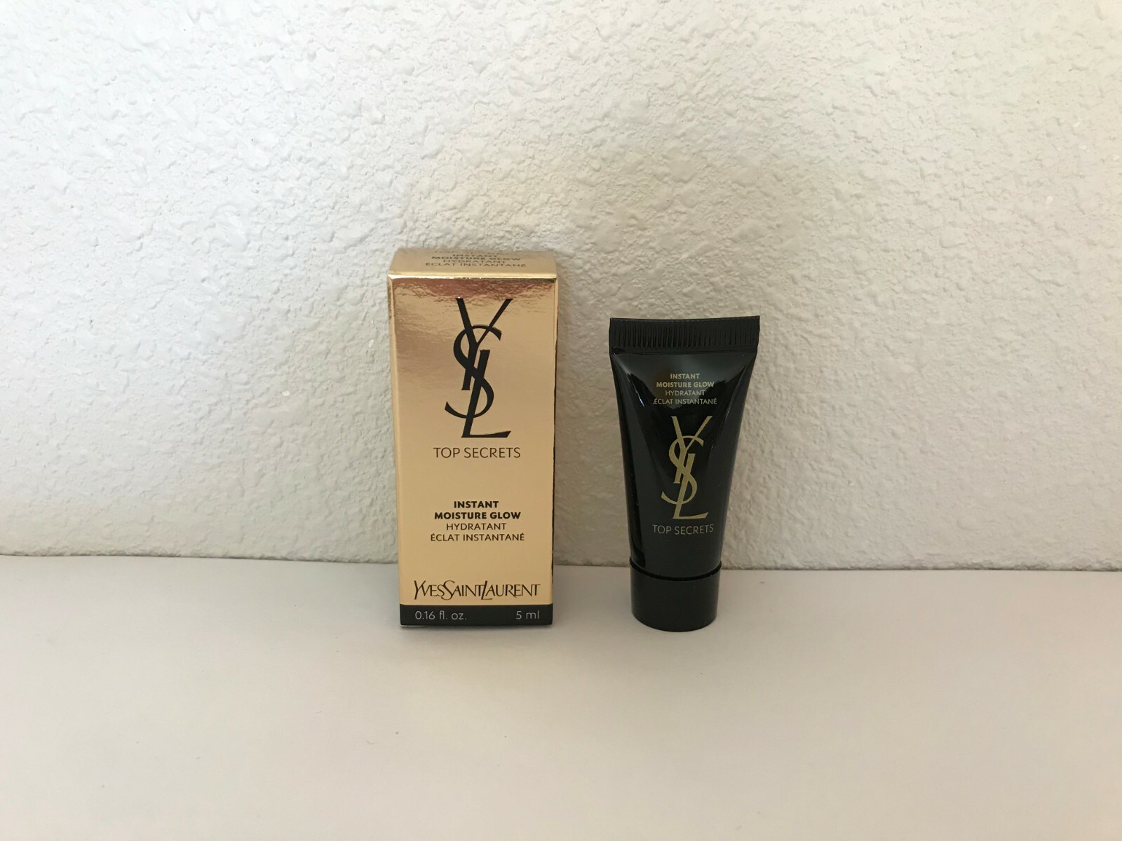 Samples: Giorgio Armani/ Givenchy/Cle de Peau/ Bobbi Brown/ Anastasia/ YSL