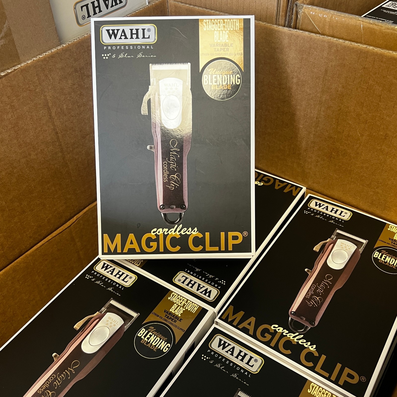 Wahl Professional 5-Star Cordless Magic Clip Hair Clipper 8148