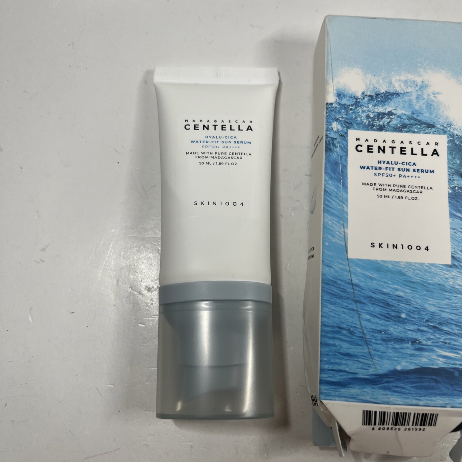 SKIN1004 Madagascar Centella Hyalu-CICA Water-fit Sun Serum 50ml Exp 03/2026