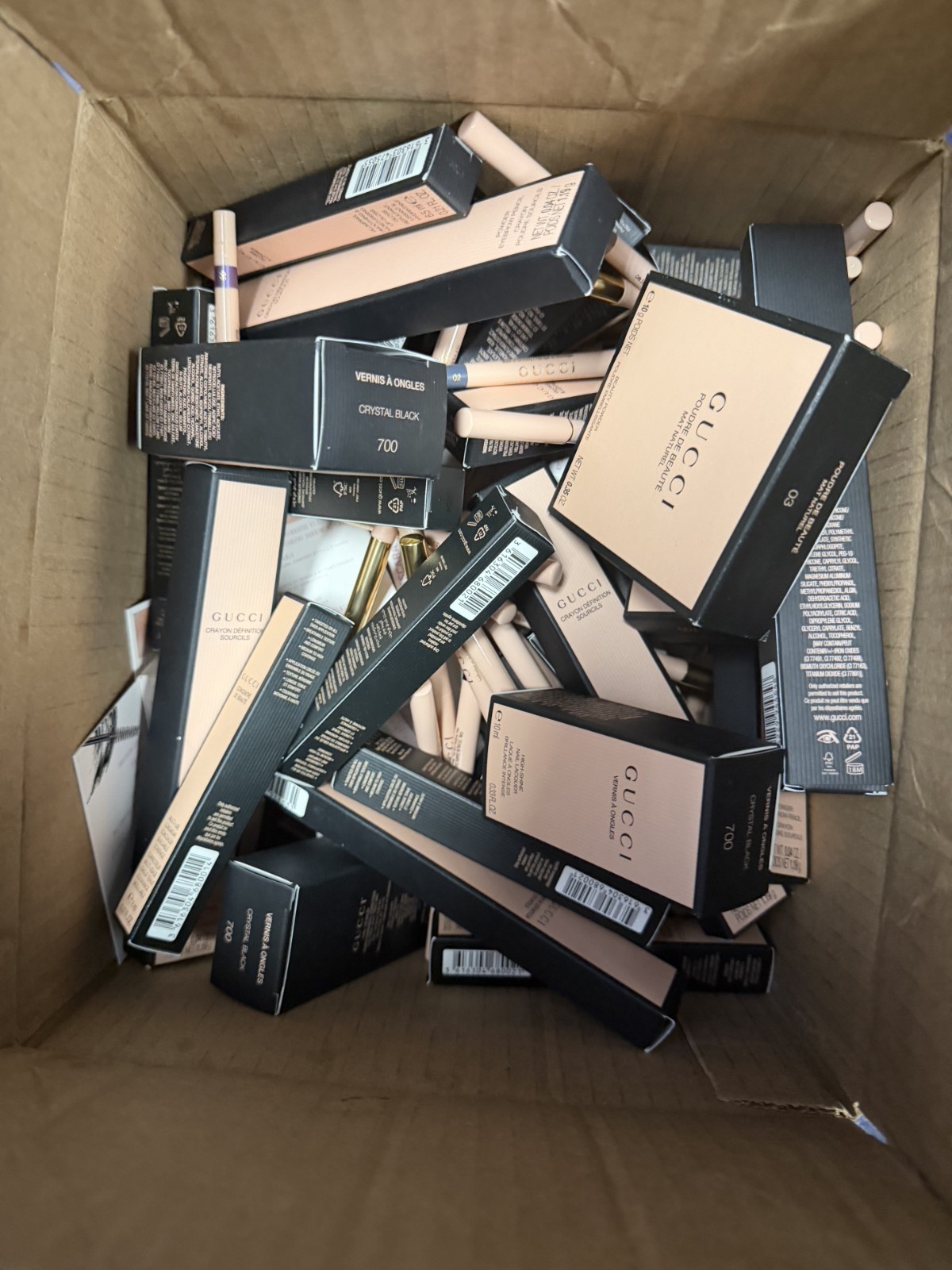 25 PC Wholesale Gucci Mixed Lot Assorted Boxed Makeup & Cosmetics Bulk Bundle