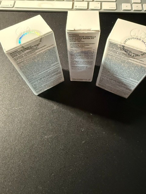 Lot of 3 Madagascar Centella Hyalu Cica Water Fit Sun Serum SPF50+ PA++++