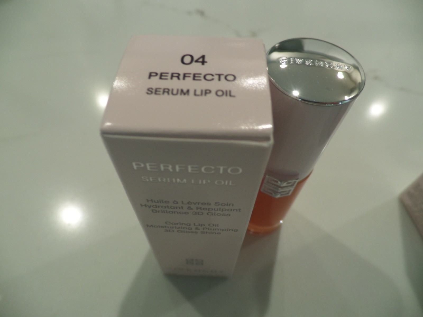 NIB Latest GIVENCHY Perfecto serum lip oil .26 oz, made France, shades to pick.