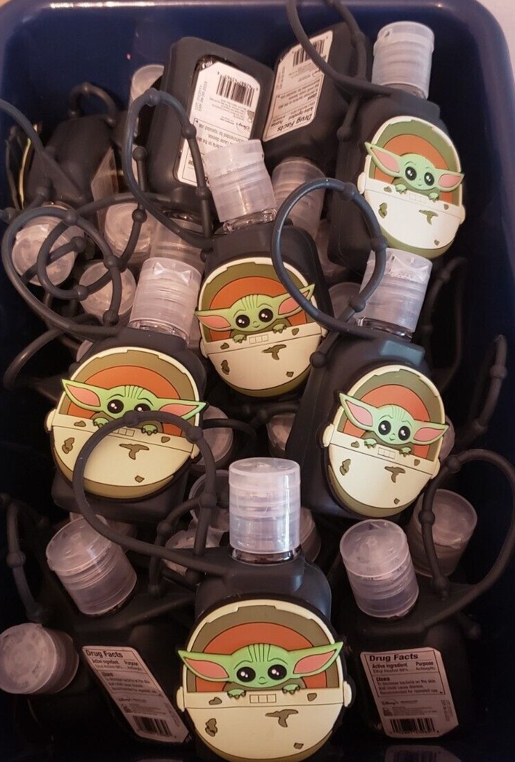1 BLACK Star Wars Baby Yoda Grogu Silicon Carrying Holder 1oz Hand Sanitation