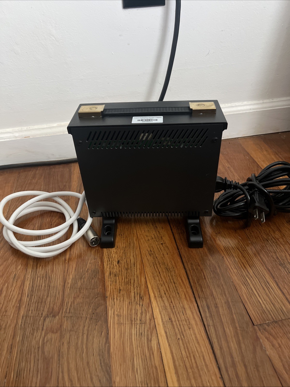 24 Volt Battery Charger For Wheelchair Scooter 3 Pin Invacare WS230-1A 1195923