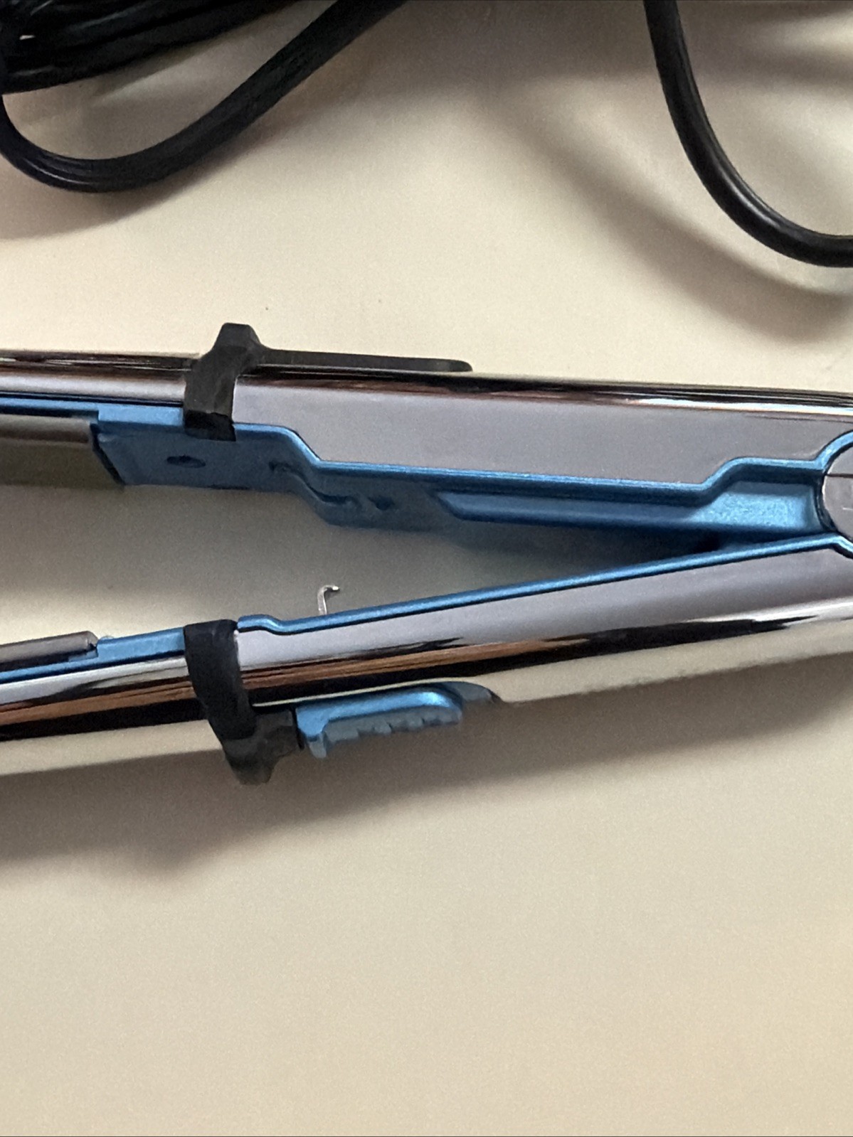 BaBylissPRO Nano Titanium Prima2000 Mini Iron Blue & Silver