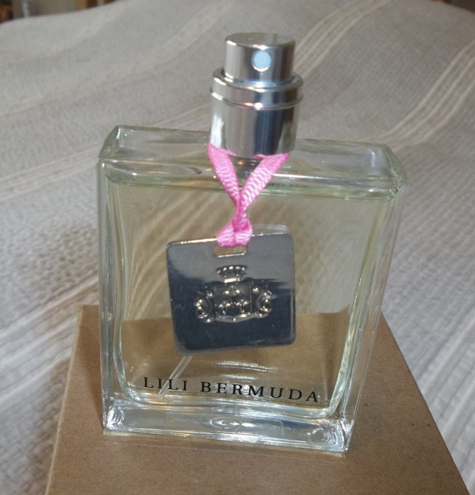 New 1.7 Fl. Oz. Spray LILI BERMUDA «PETALS» EAU DE PARFUM Women’s Perfume