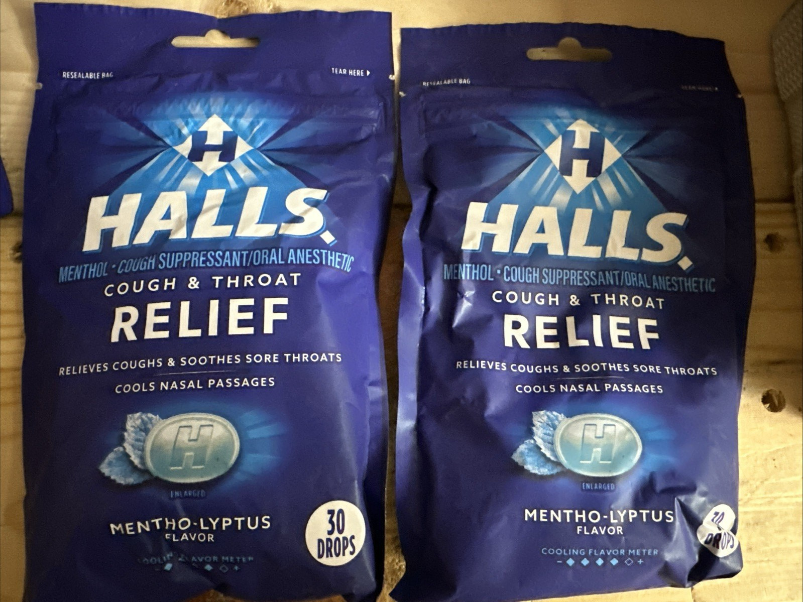 Halls Cough & Throat Relief Cooling Mentho-Lyptus 30 Drops Exp8/2026 (2 Pack)