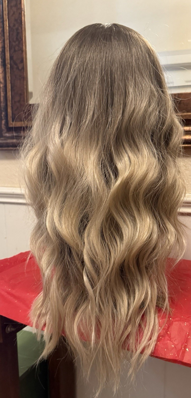 Stacy’s Story KITTY Water Wave Natural Blonde Wig Standard Size NWT