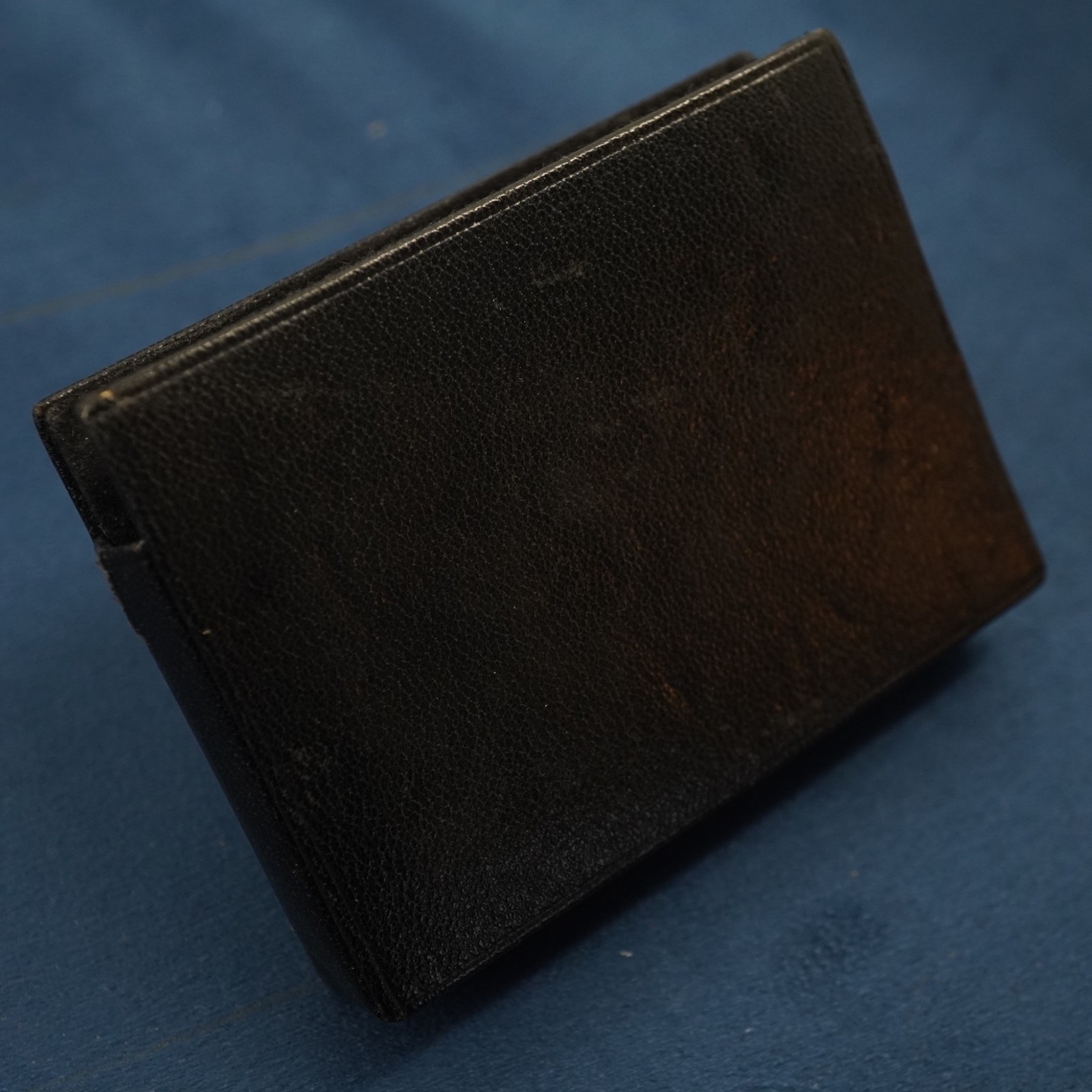 Vintage Van Cleef & Arpels Branded Leather Compact Cover – Free Shipping USA
