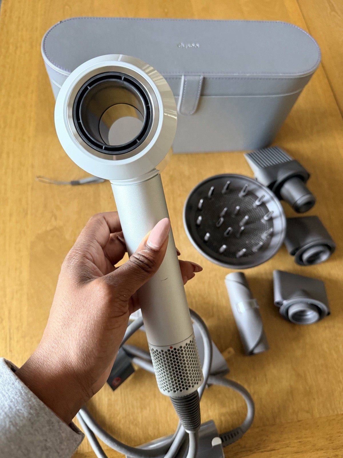 Dyson Supersonic HD08 Hair Dryer White/Silver Complete Set with Storage Case