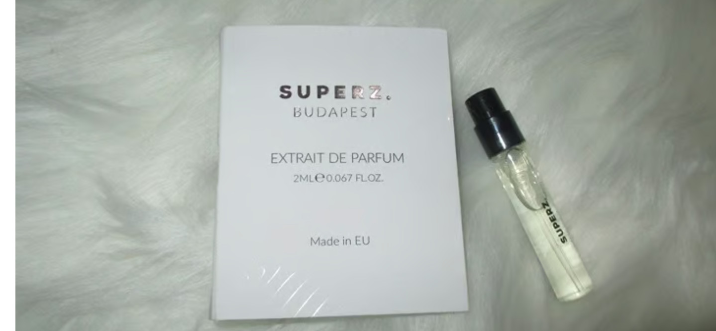 Superz Budapest The WOLF sample 0.06 fl . oz. Extrait de parfum Sample w card