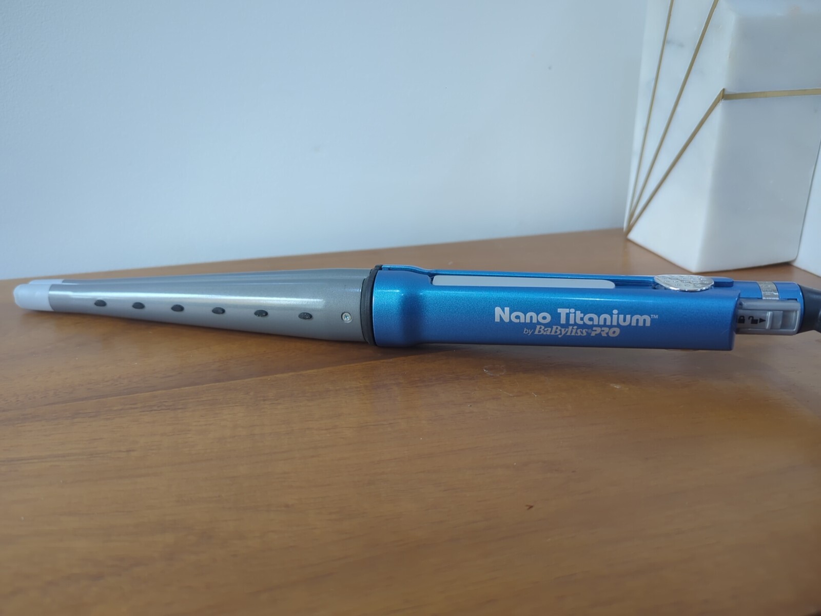 Nano Titanium Prima Ionic Straightener by BABYLISS PRO, 0.75 inch 4444