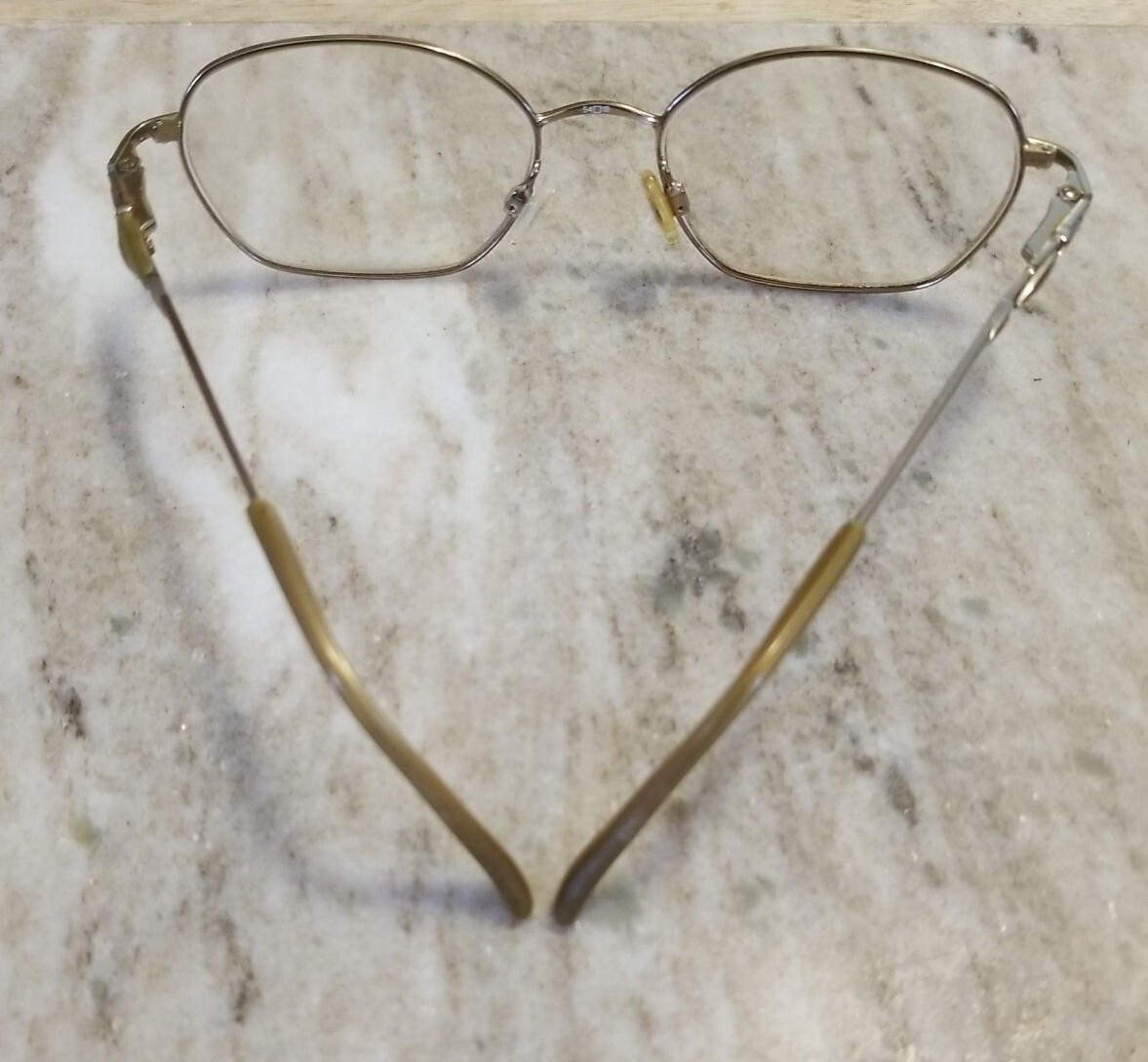 Sophia Loren Gold Zyloware Eyeglass Frames Glasses 54-18 M149