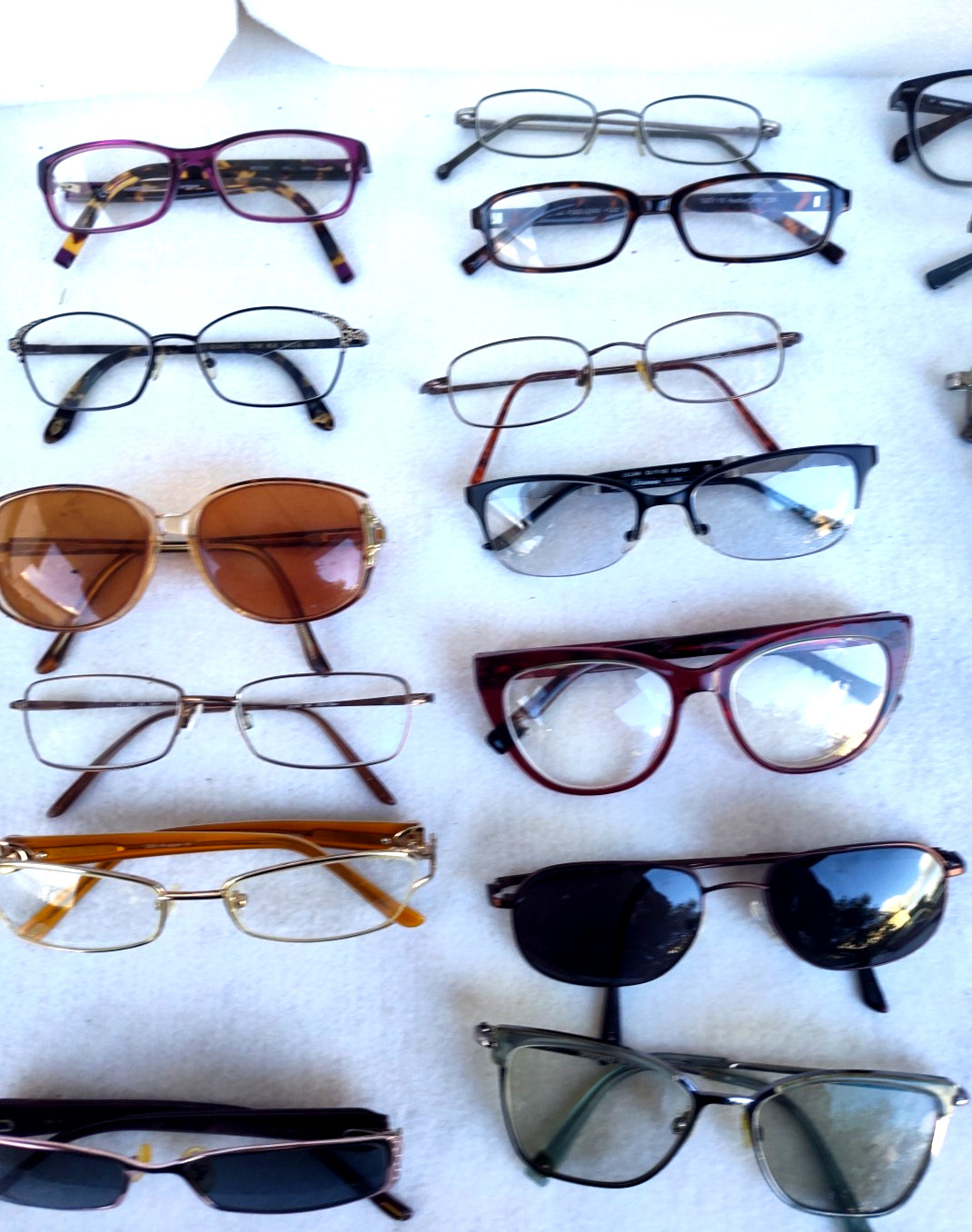 Lot of 34 Eyeglass Frames: Branded Vintage Modern Mens Women Eddie Bauer Saks