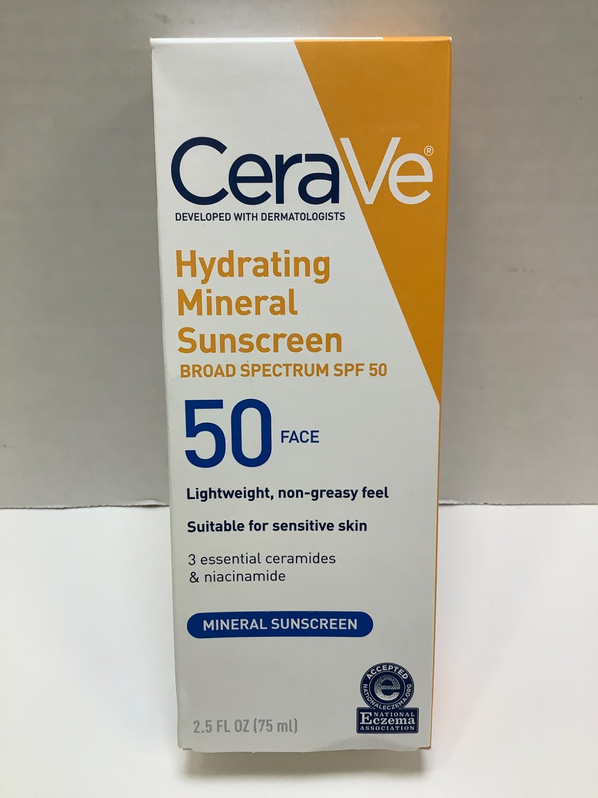 CeraVe Hydrating Mineral Face Sunscreen, SPF50, 2.5oz, Exp. 04/2027, 3pk