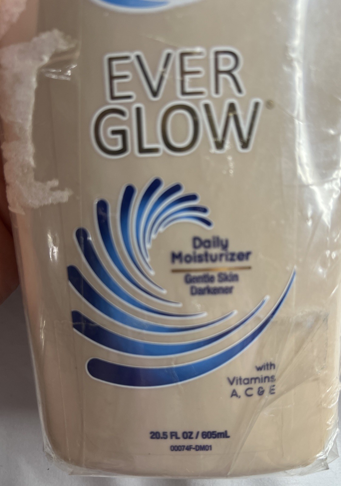 New Ocean Potion Ever Glow Daily Moisturizer Gentle Skin Darkener Discontinued