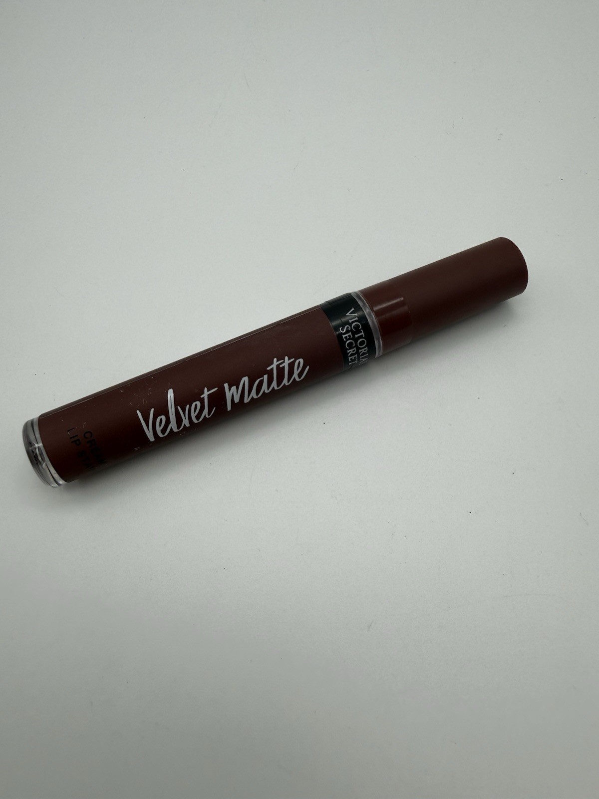 Victoria’s Secret Velvet Matte Cream Lip Stain BOLD
