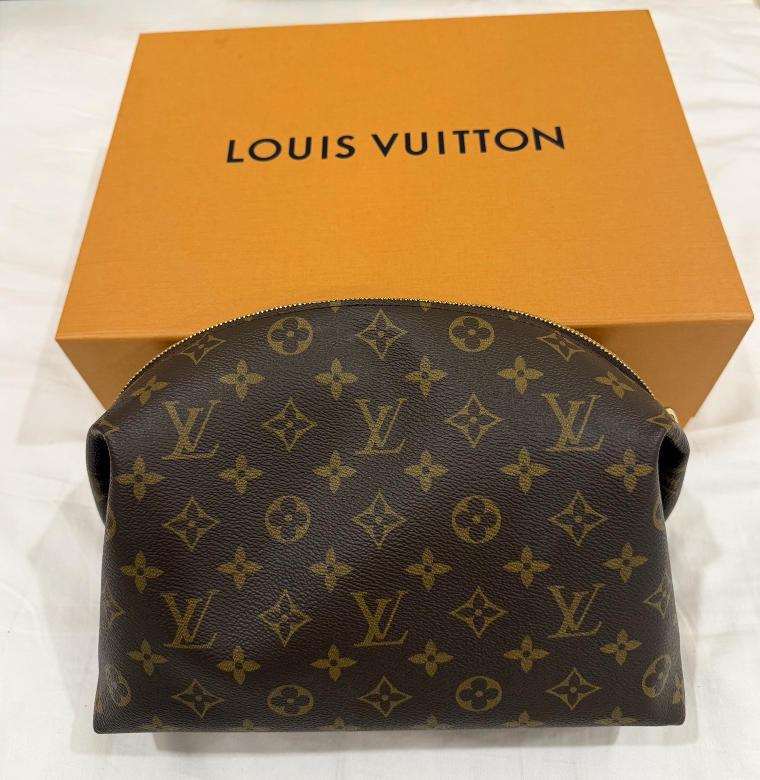 Louis Vuitton Monogram Cosmetic Pouch GM (Brand New Never Used)