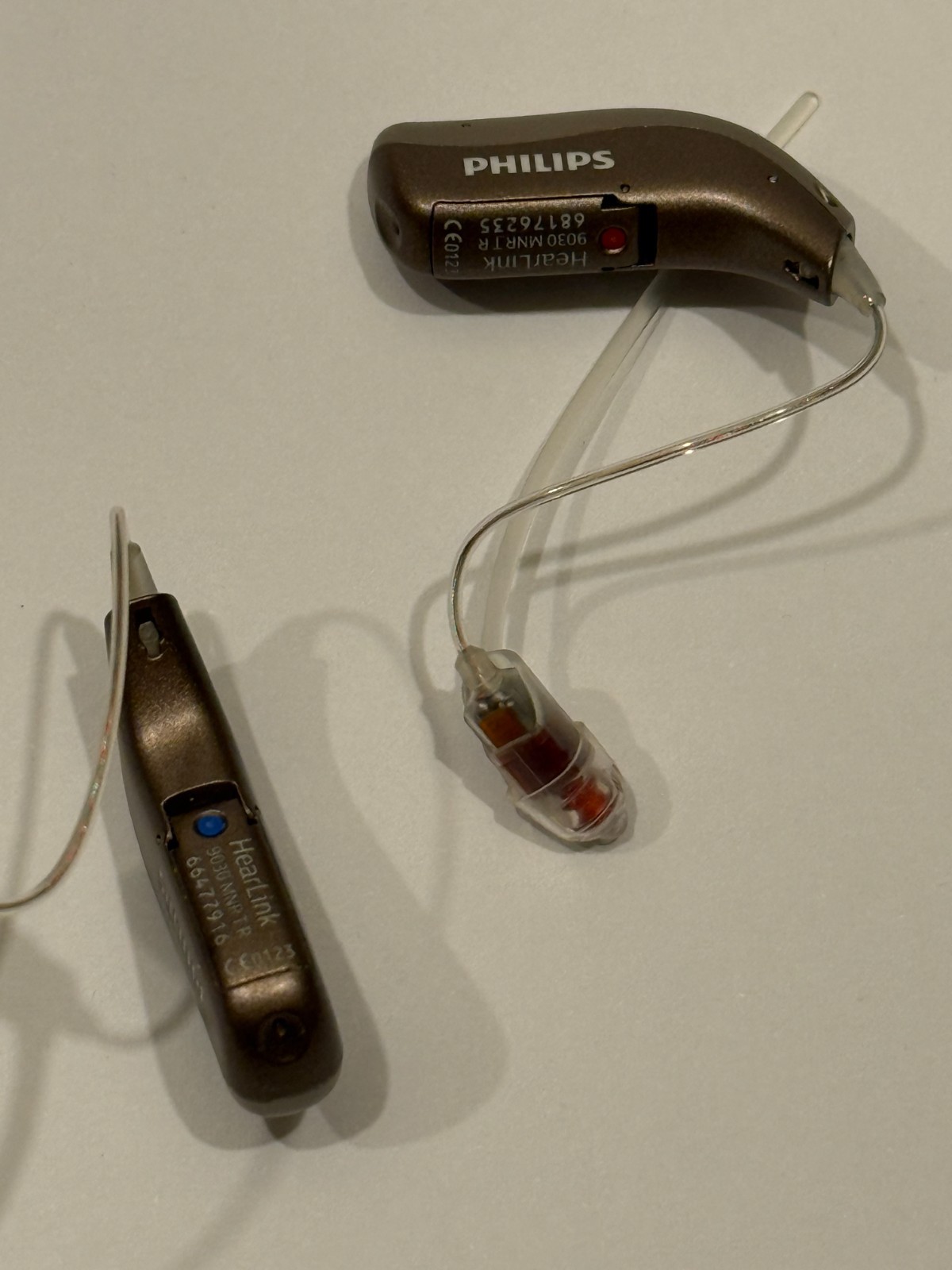 PHILIPS HEARLINK 9030 MNR T-R Rechargeable Hearing Aids Pair + Charger
