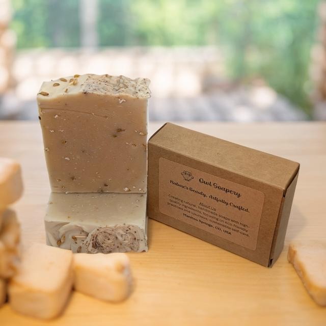 Goat Milk & Tallow Rustic Retreat Bar with Frankincense and Cedarwood Essenti…