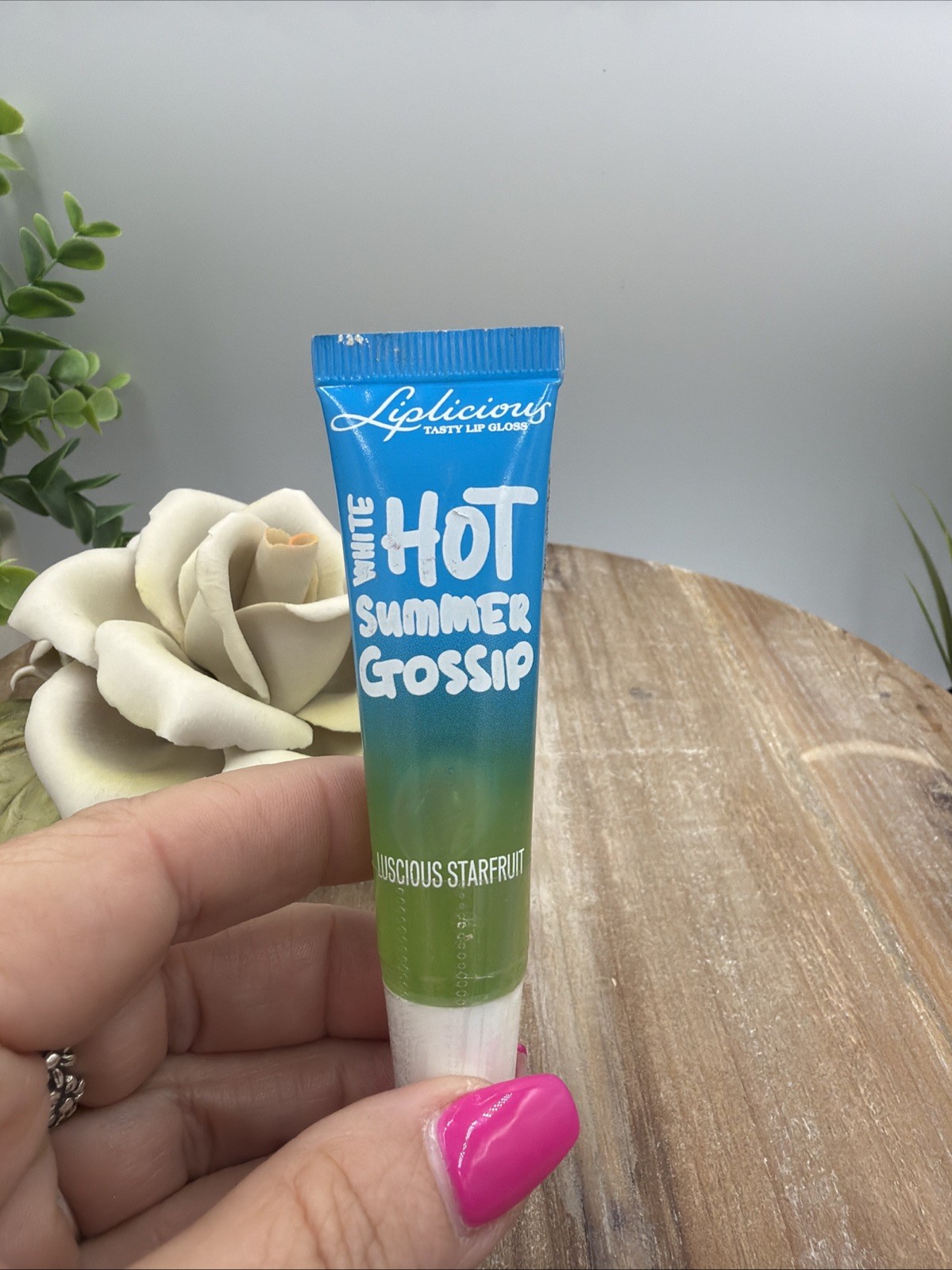 RARE Bath & Body Works WHITE HOT SUMMER GOSSIP Liplicious Lip Gloss Sealed VHTF