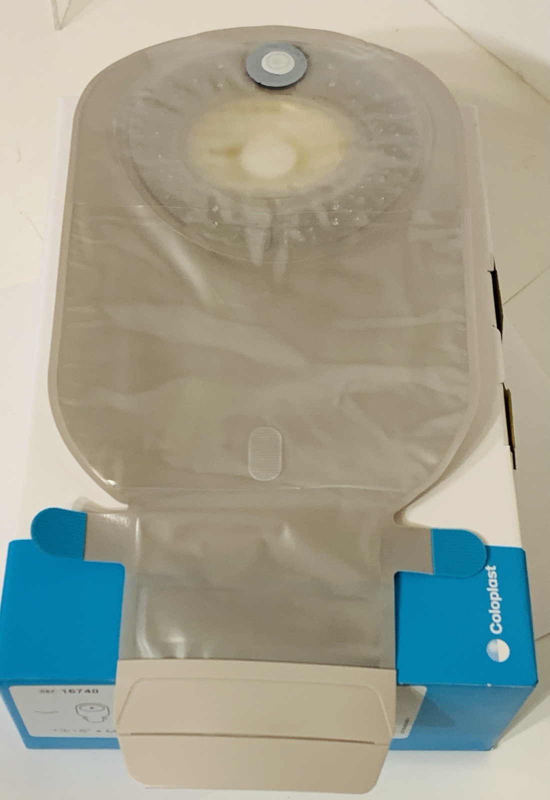 10 Coloplast 16740 SenSura Mio Convex Ostomy Pouch 1BX/10EA 2026/01